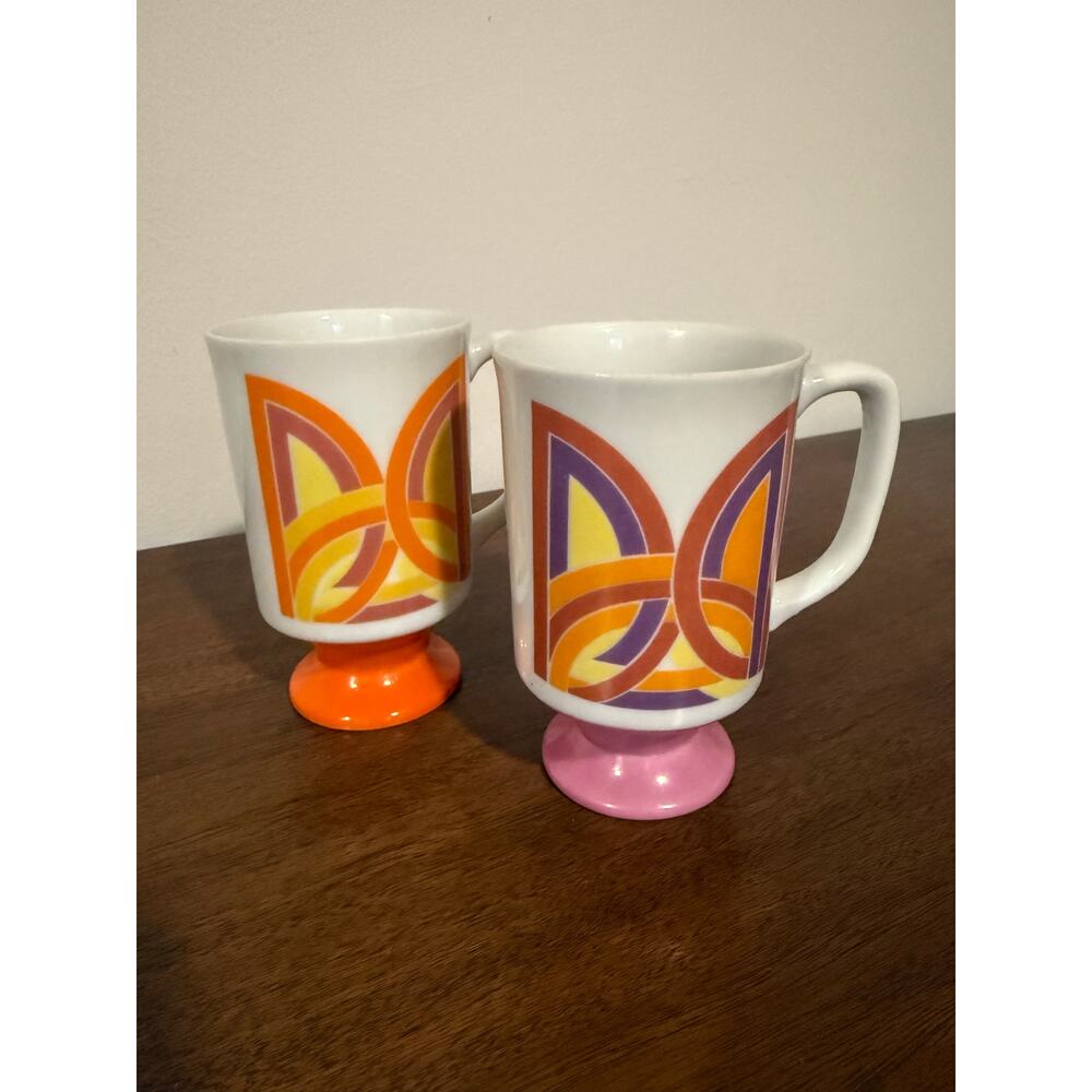 Vintage Arnart 5th Avenue mugs - Tomorrow 2457 pattern